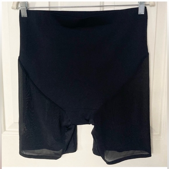 Shapermint Essentials Empower Mesh Shaper Shorts - Picture 4 of 6